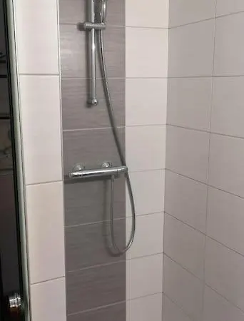 Les Rives Du Canal Parking Prive Gratuit Montigny-les-Metz